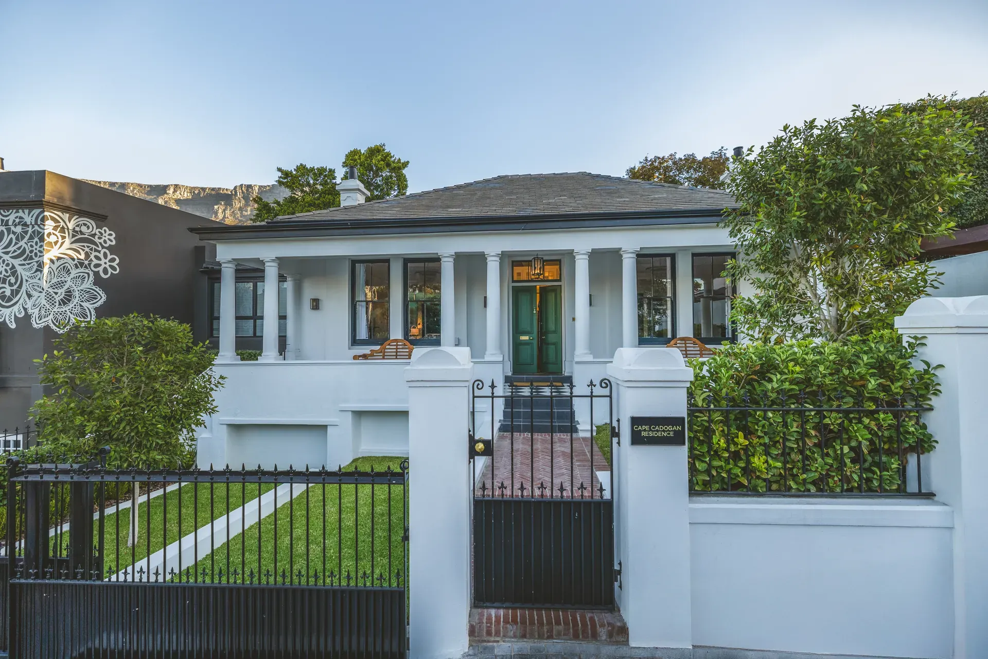 Cape Cadogan Residence 