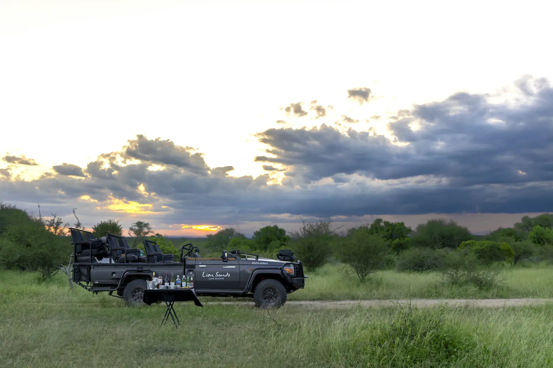 Zigzag section image