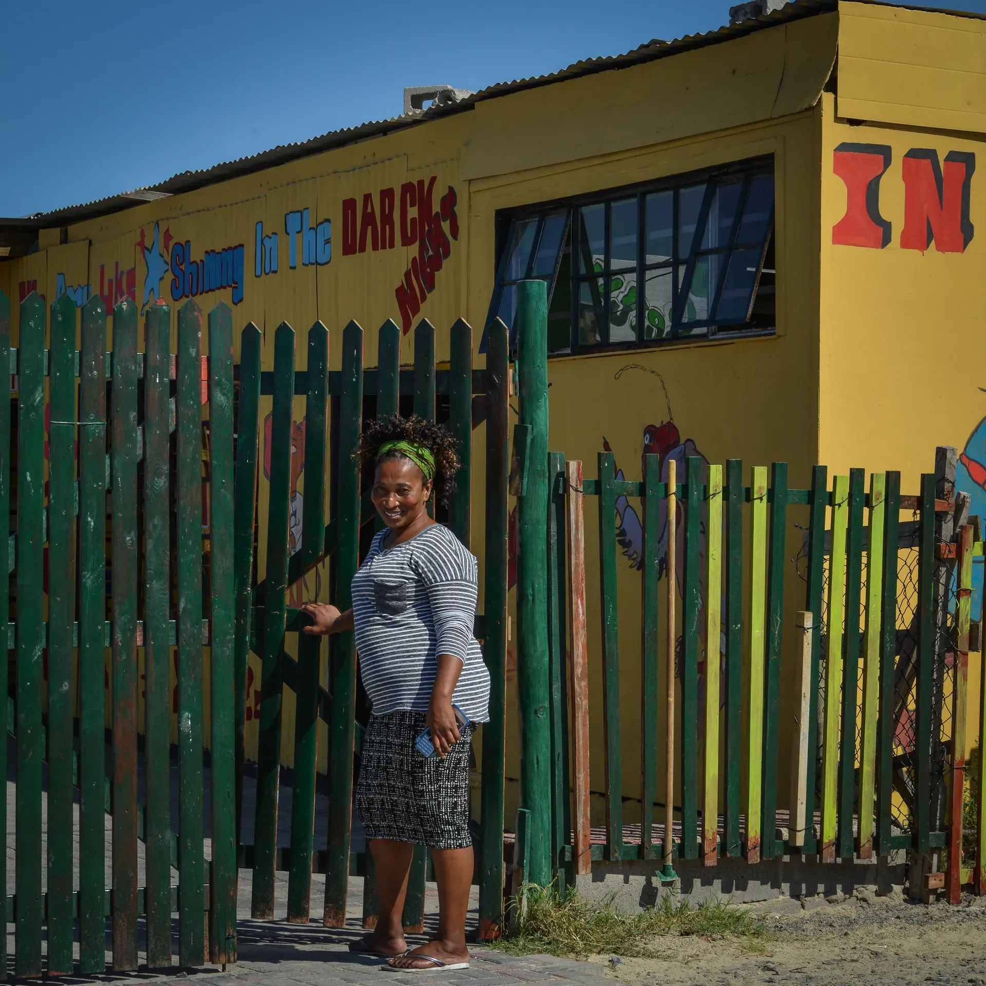 Main foreground image