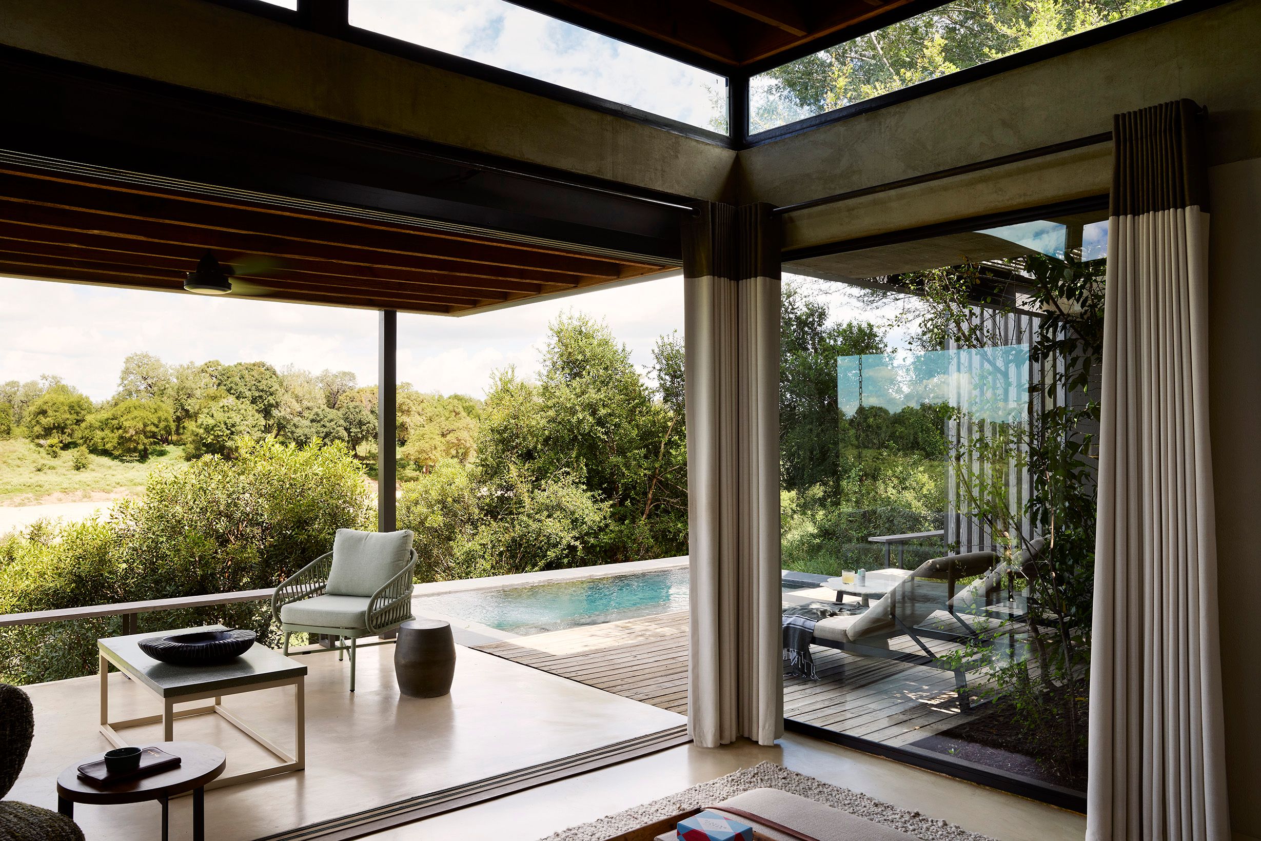 Lion Sands Ivory Lodge_Suite_Plunge Pool_01