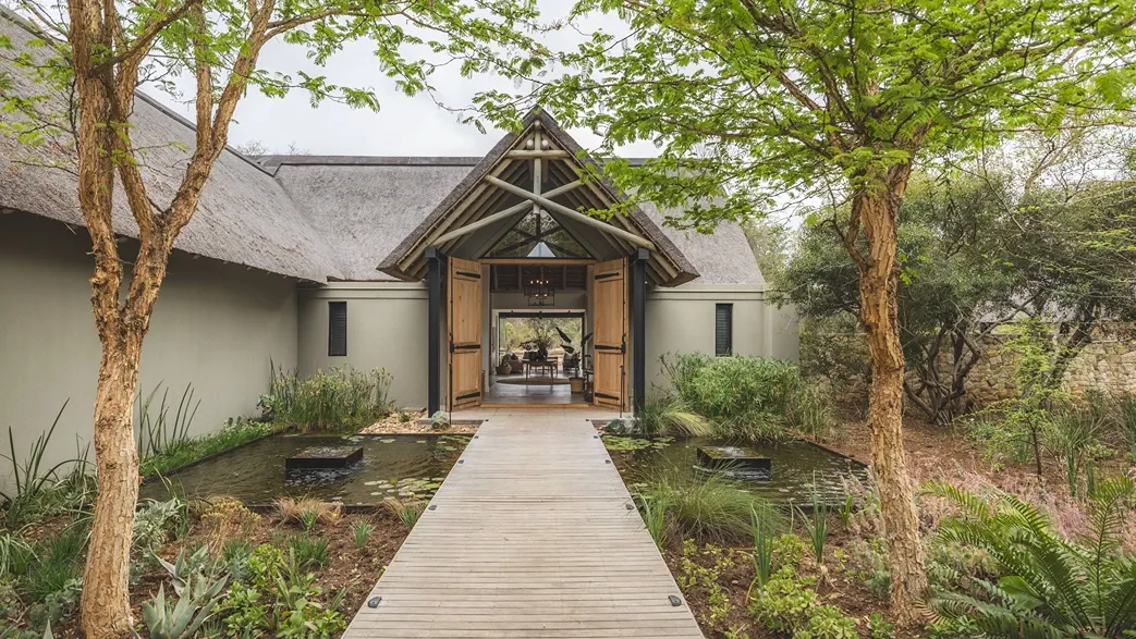 Monwana - Main Lodge Entrance