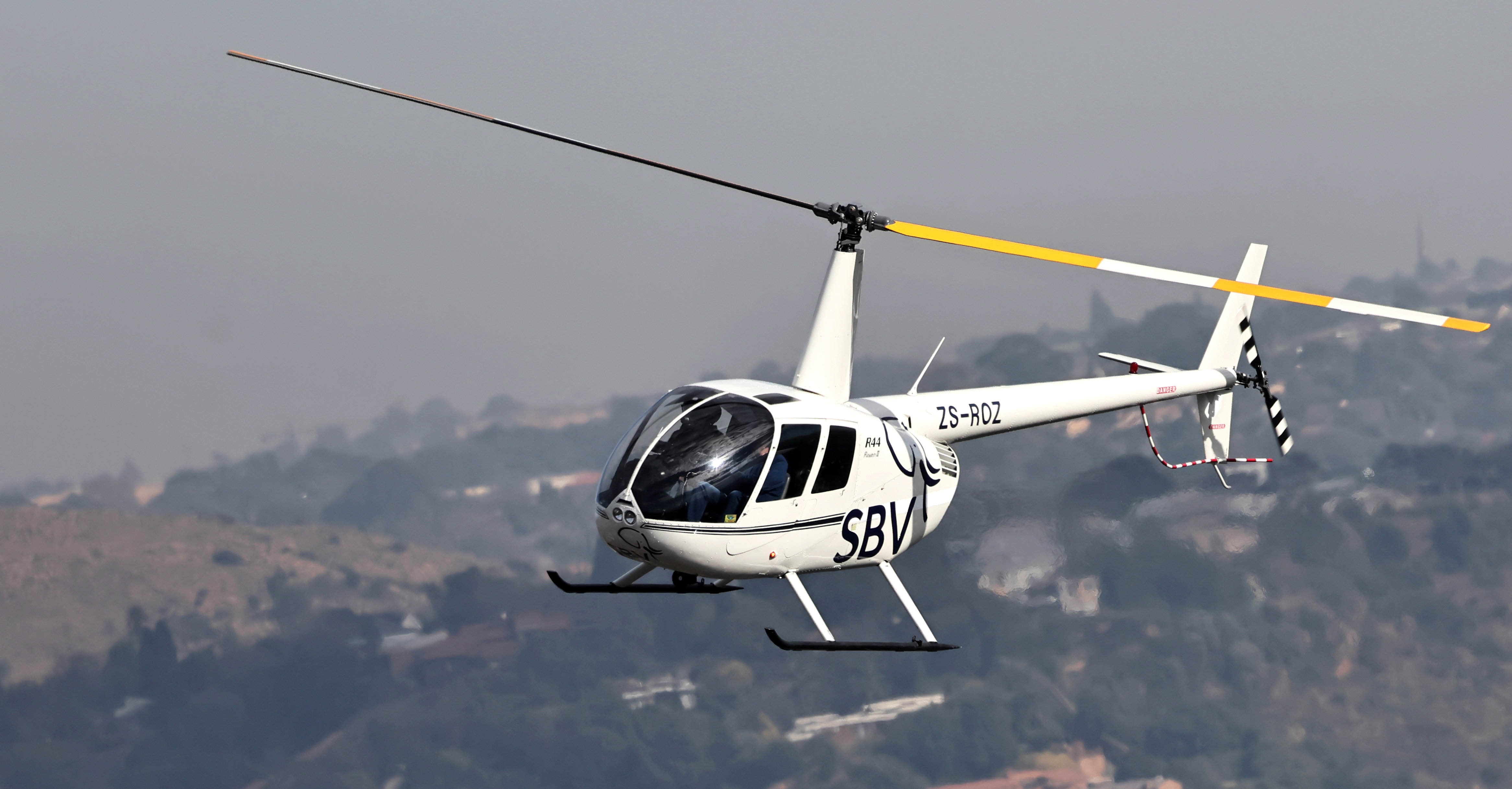 Helicopter_iStock-2282882662